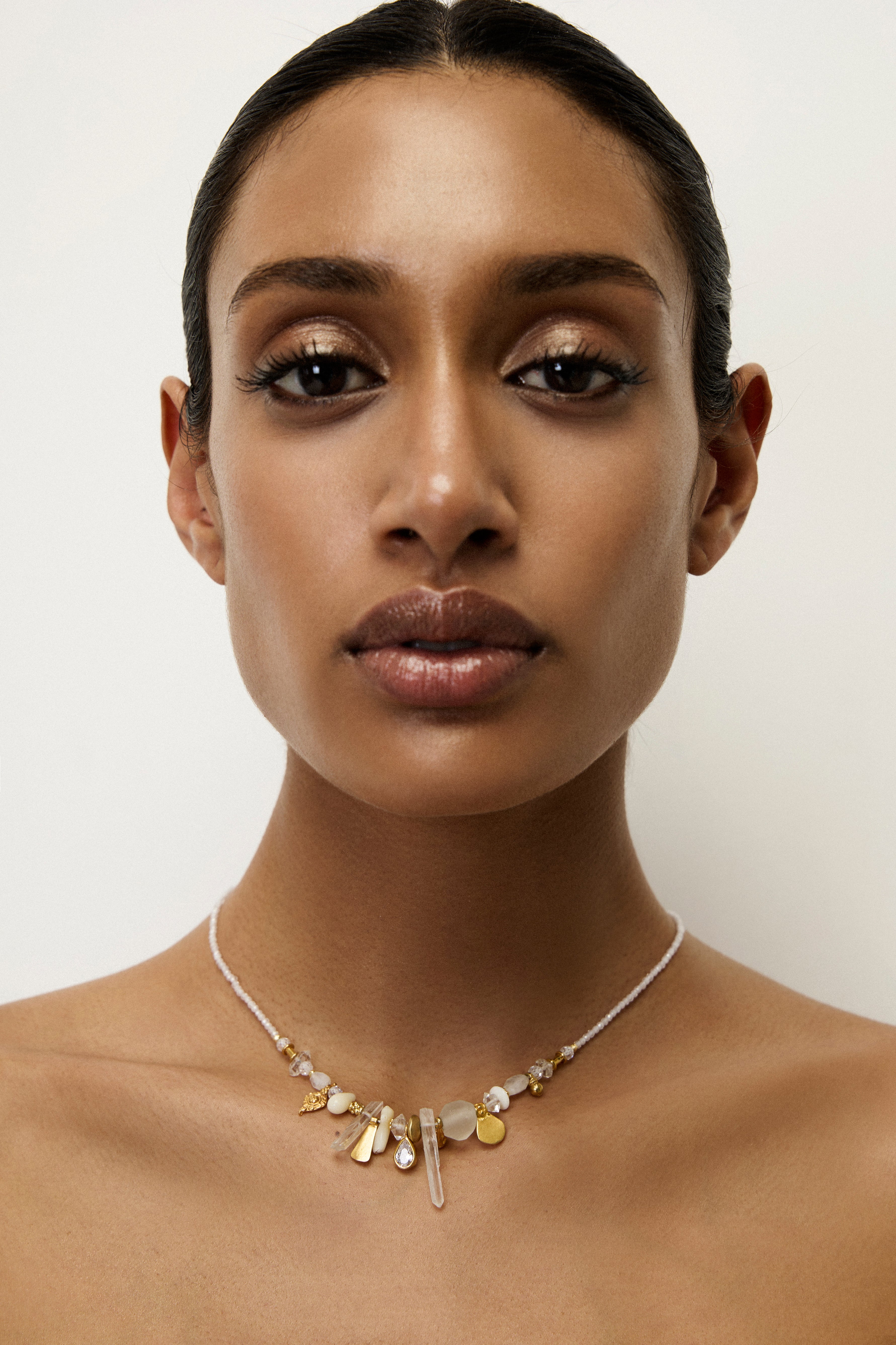 Neck Mess Necklace | White