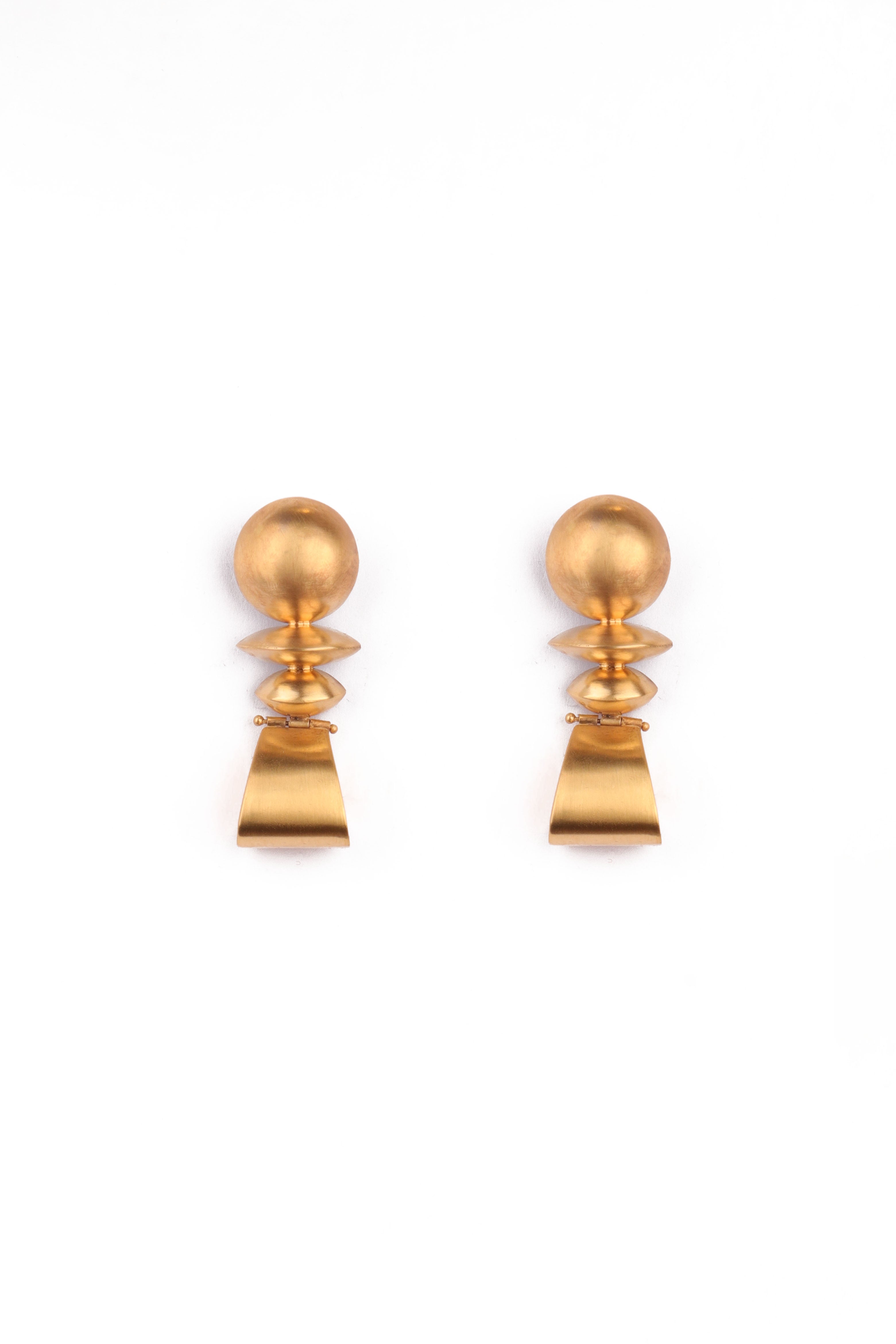 Novia Earrings