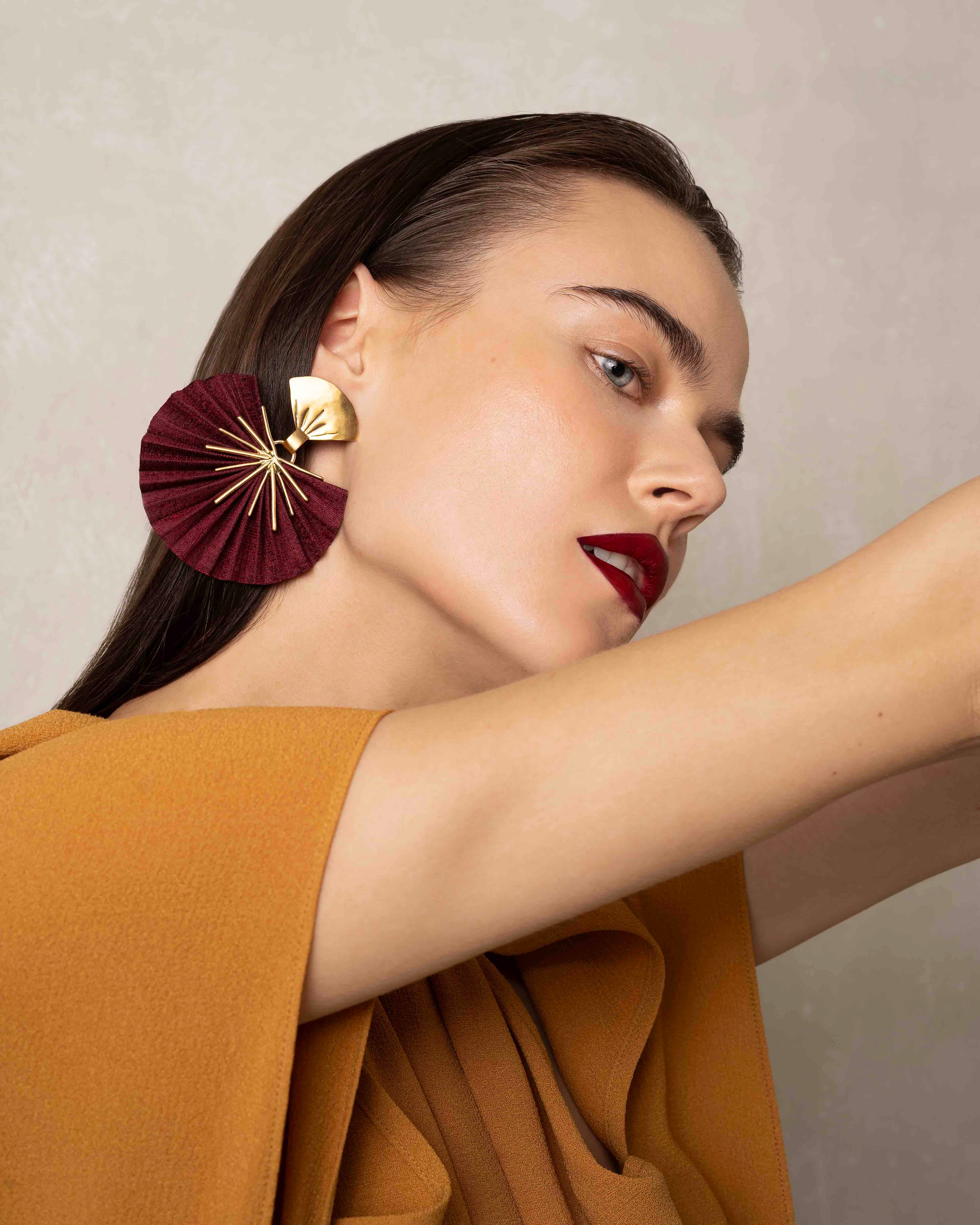 Sparkle Fan Earrings | Red Wine